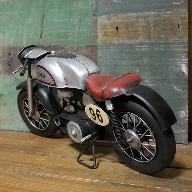 Norton オートバイ ブリキのおもちゃ バイク インテリア : アメリカン