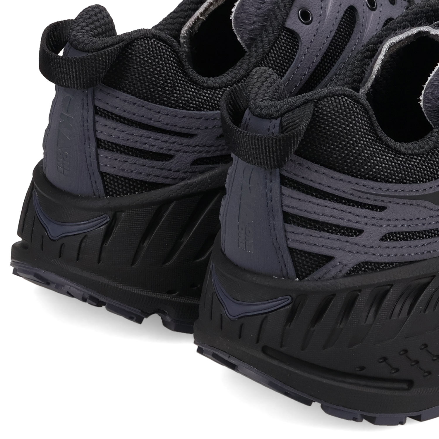 HOKA ONEONE（ホカ オネオネ） スニーカー エリートテレインシステム