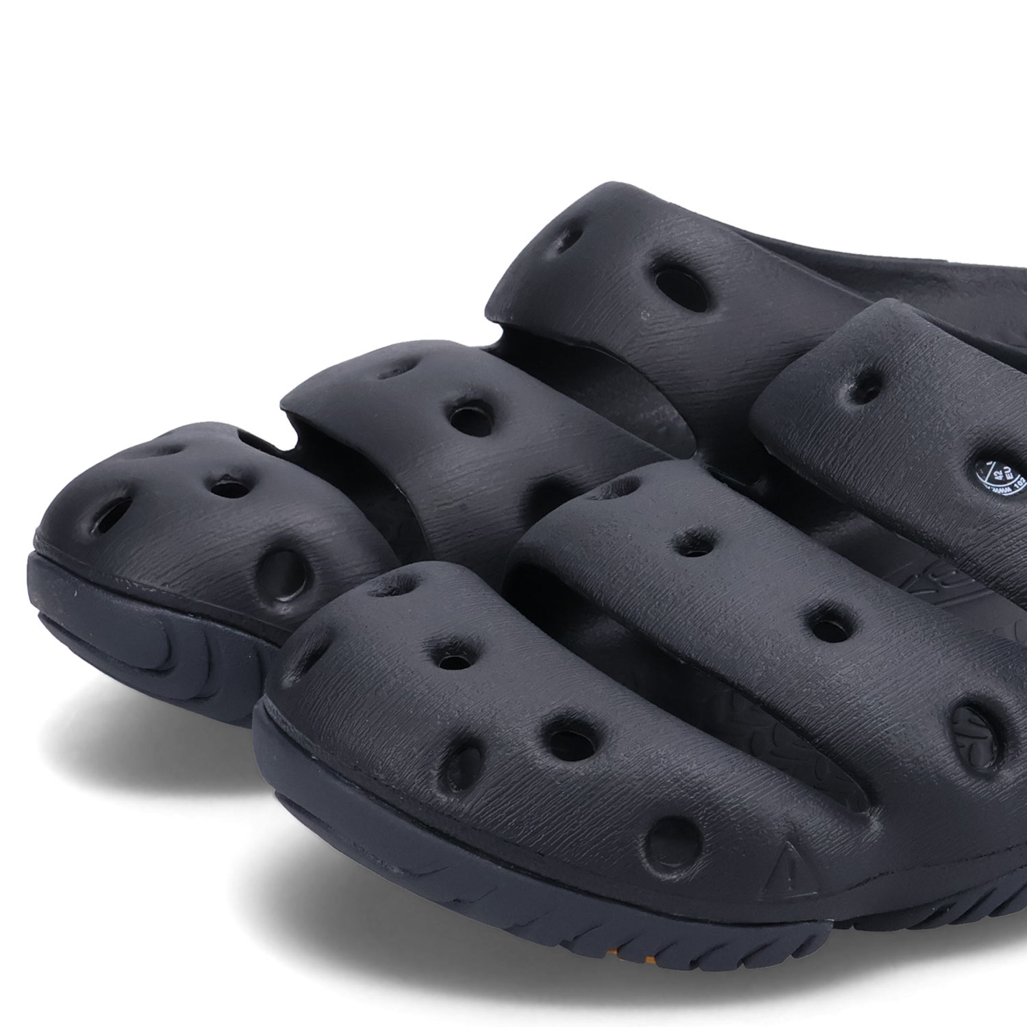 KEEN キーン クロッグサンダル ブラック KEEN（キーン） ヨギ クロッグサンダル メンズ 軽量 YOGUI ブラック 黒
