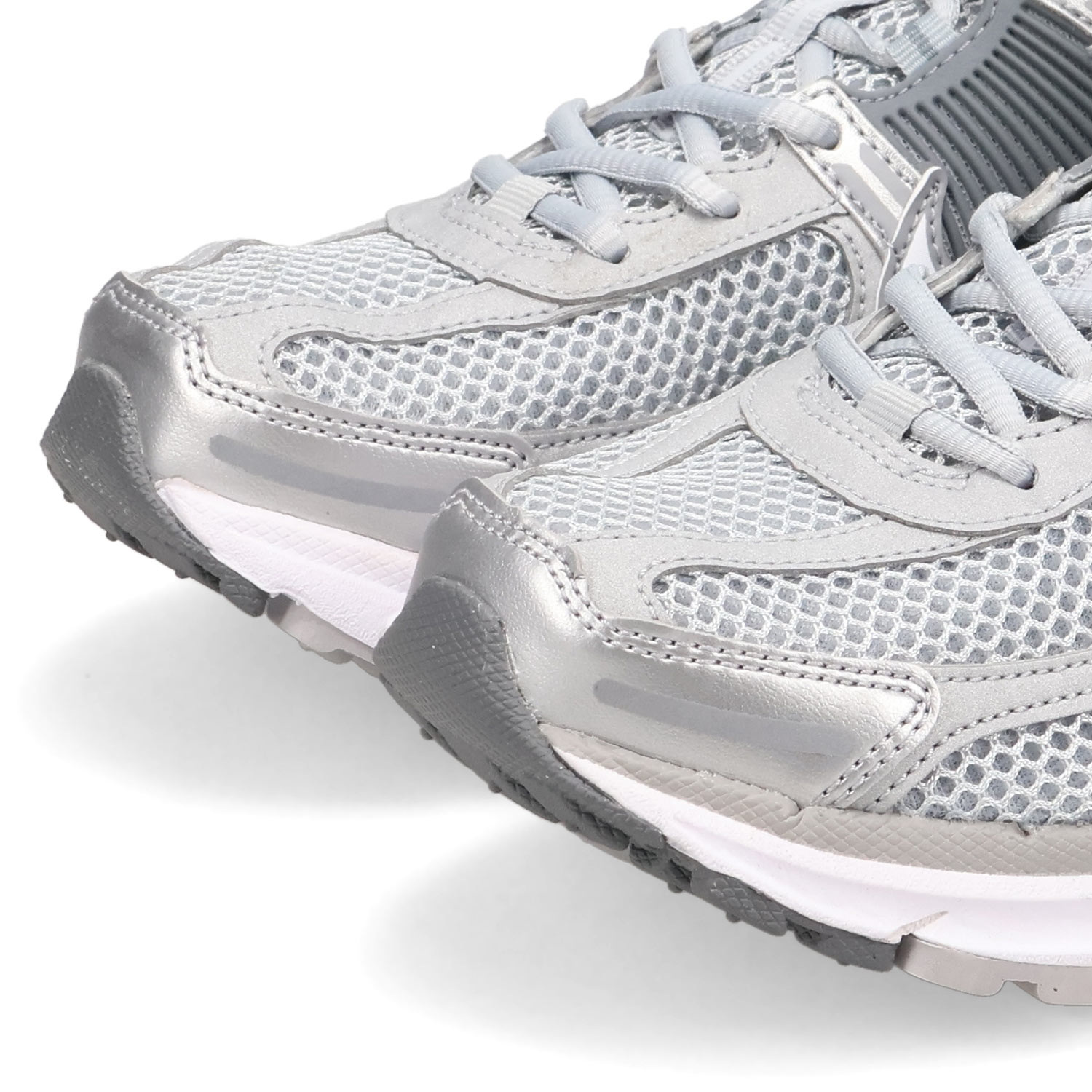 NIKE（ナイキ） ズーム ボメロ 5 スニーカー メンズ レディース ZOOM