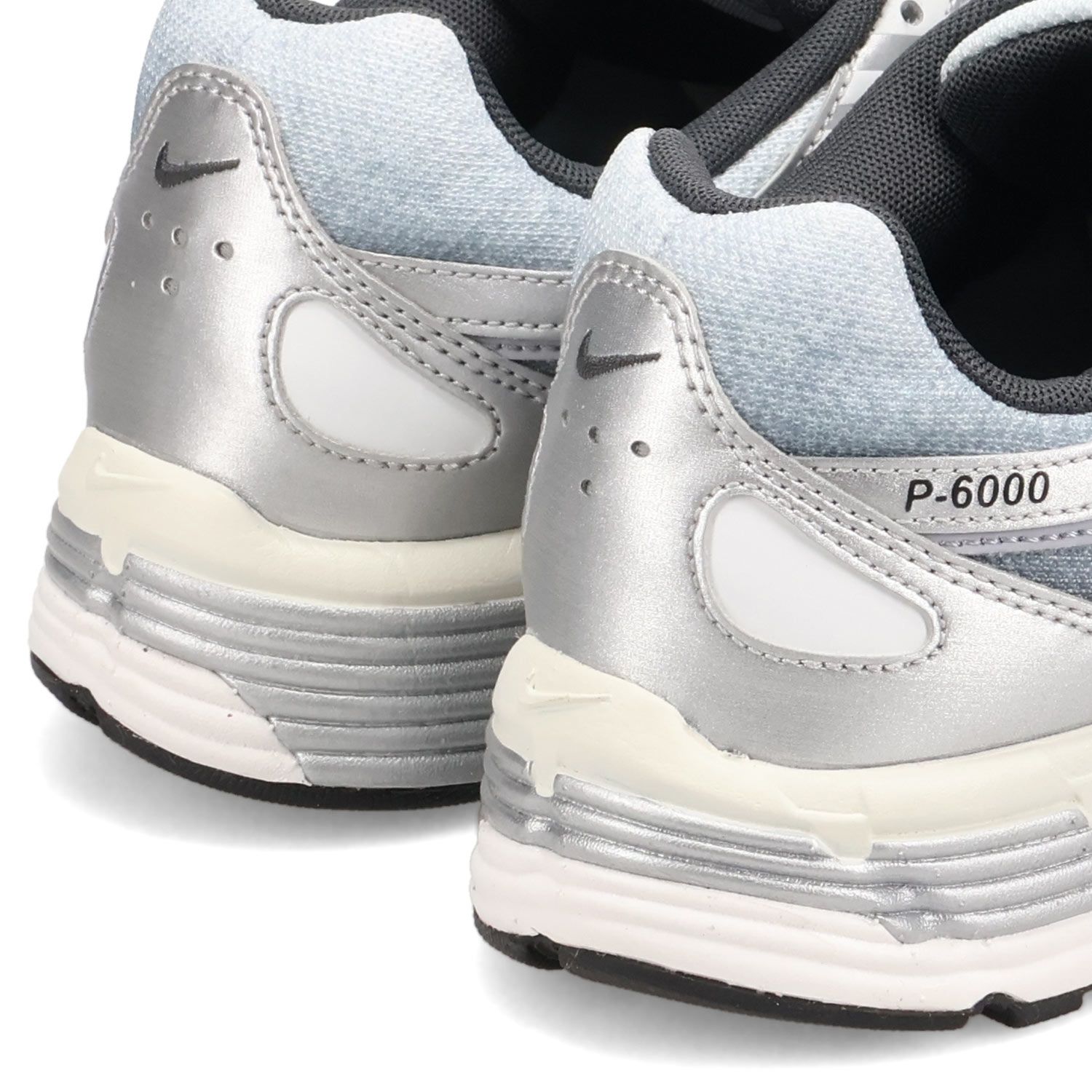 NIKE（ナイキ） スニーカー メンズ レディース P-6000 シルバー IH4465
