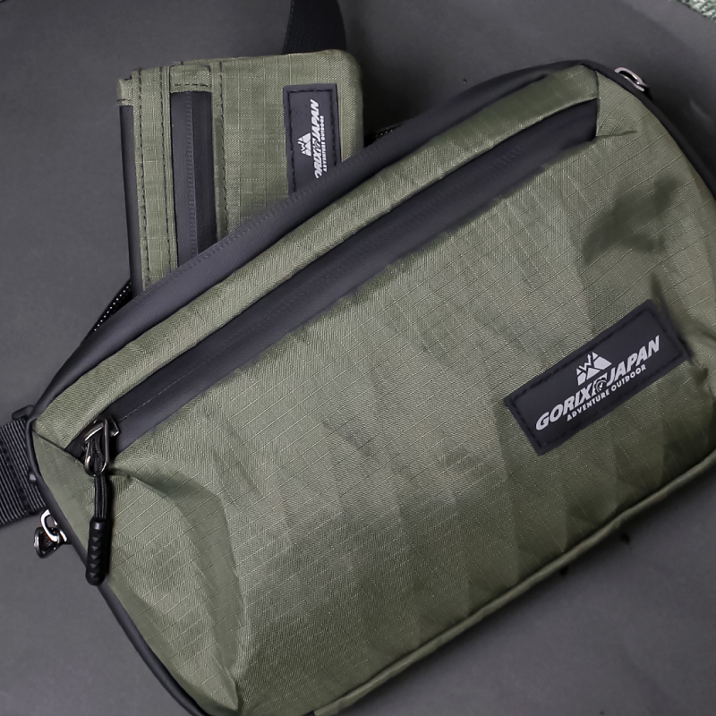 GORIX ミニポーチ カラビナ 付き 防水 小物入れ アウトドア 小銭入れ