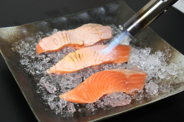 日本代拍: (サーモン 鲑 サケ)刺身用 メガ盛りトロサーモン トラウト