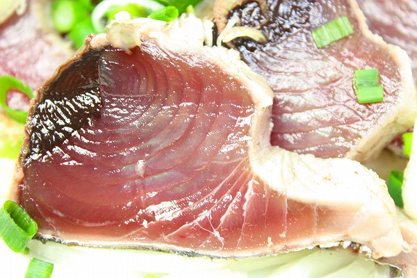 かつお かつおたたき かつおのたたき 炭火焼 250〜300g×5柵 カツオ 鰹 刺身 :toro-tataki-5p:訳あり～高級食材 グルメの王様  - 通販 - Yahoo!ショッピング