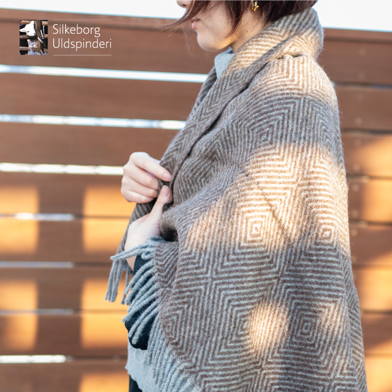 シルケボーウルドスピンデリ ファーン アッシュブラウン 85x130cm