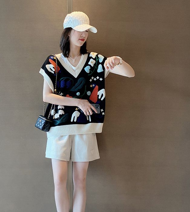 本物の お出かけ 女子会 大人カジュアル ポップ 個性的 ニット Vネック イラスト ベスト キュートなナチュラルアイテム きれいめ 休日スタイル キレイ目 ママスタイル 休日 フェミニン ベスト ジレ Www Homerenovationwi Com