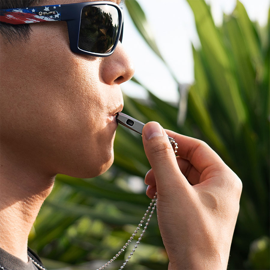 OLIGHT オーライト Owhistle 2 Ti ホイッスル コンパス ツール 長時間