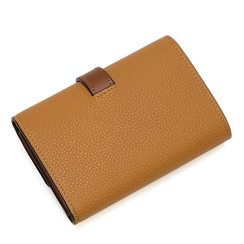 海外最新 2021年春夏新作 ロエベ LOEWE 3つ折り財布 ライトキャラメル 海外最新 2021年春夏新作 ロエベ LOEWE 3つ折り財布 ライトキャラメル