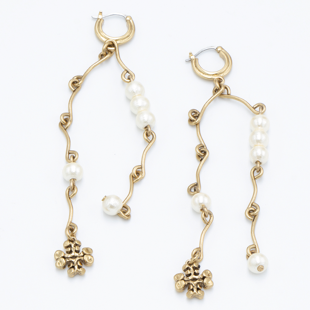 【ハッピープライス】トリーバーチ TORY BURCH ピアス アンティークライトブラス/パール BRUTALIST LINEAR EARRING 143780 700 ANTIQUE LIGHT BRASS/PEARL