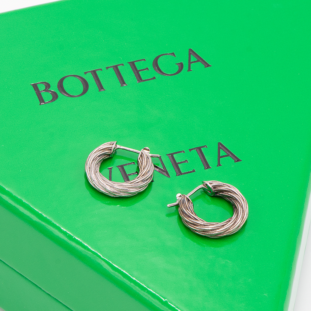 2023年春夏新作】ボッテガヴェネタ BOTTEGA VENETA ピアス シルバー