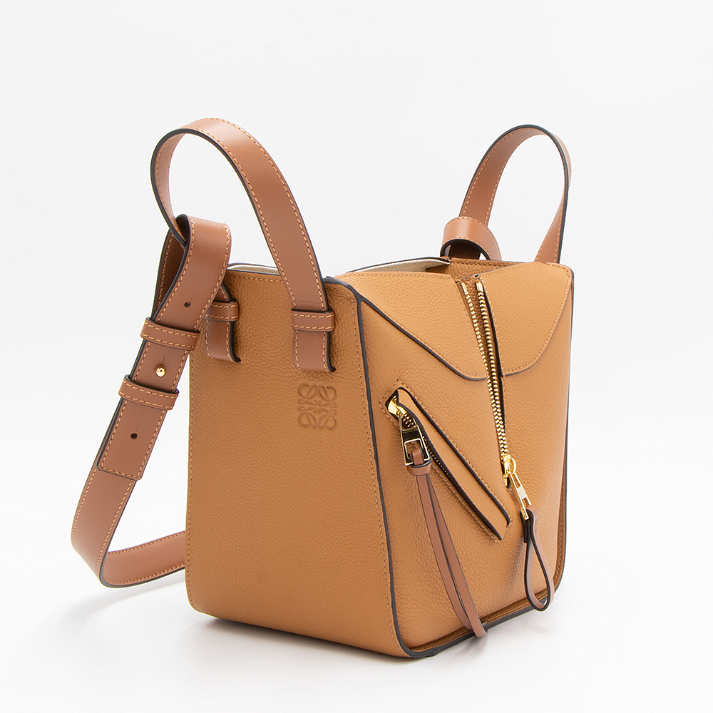 ロエベ LOEWE ハンドバッグ ライトキャラメル HAMMOCK COMPACT BAG ハンモックバッグ コンパクト A538H13X03 3649 LIGHT CARAMEL｜grande-tokyo｜04