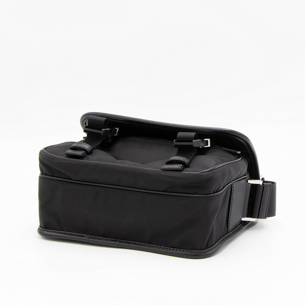 PRADA（プラダ） ショルダーバッグ Re-Nylon ブラック 2VD034 2DMH