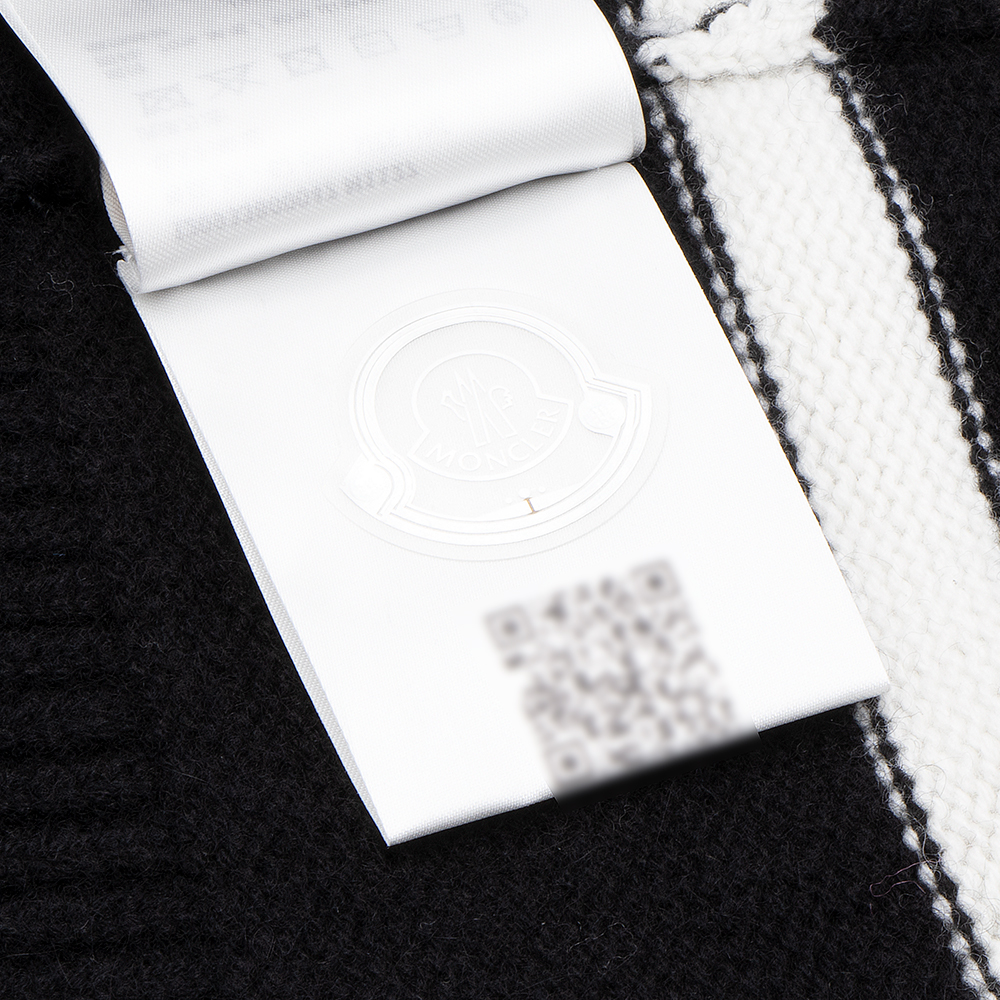 未使用新品　モンクレール　MONCLER アルパカ混ニット　ブラウン　M 未使用新品 モンクレール MONCLER アルパカ混ニット ブラウン M