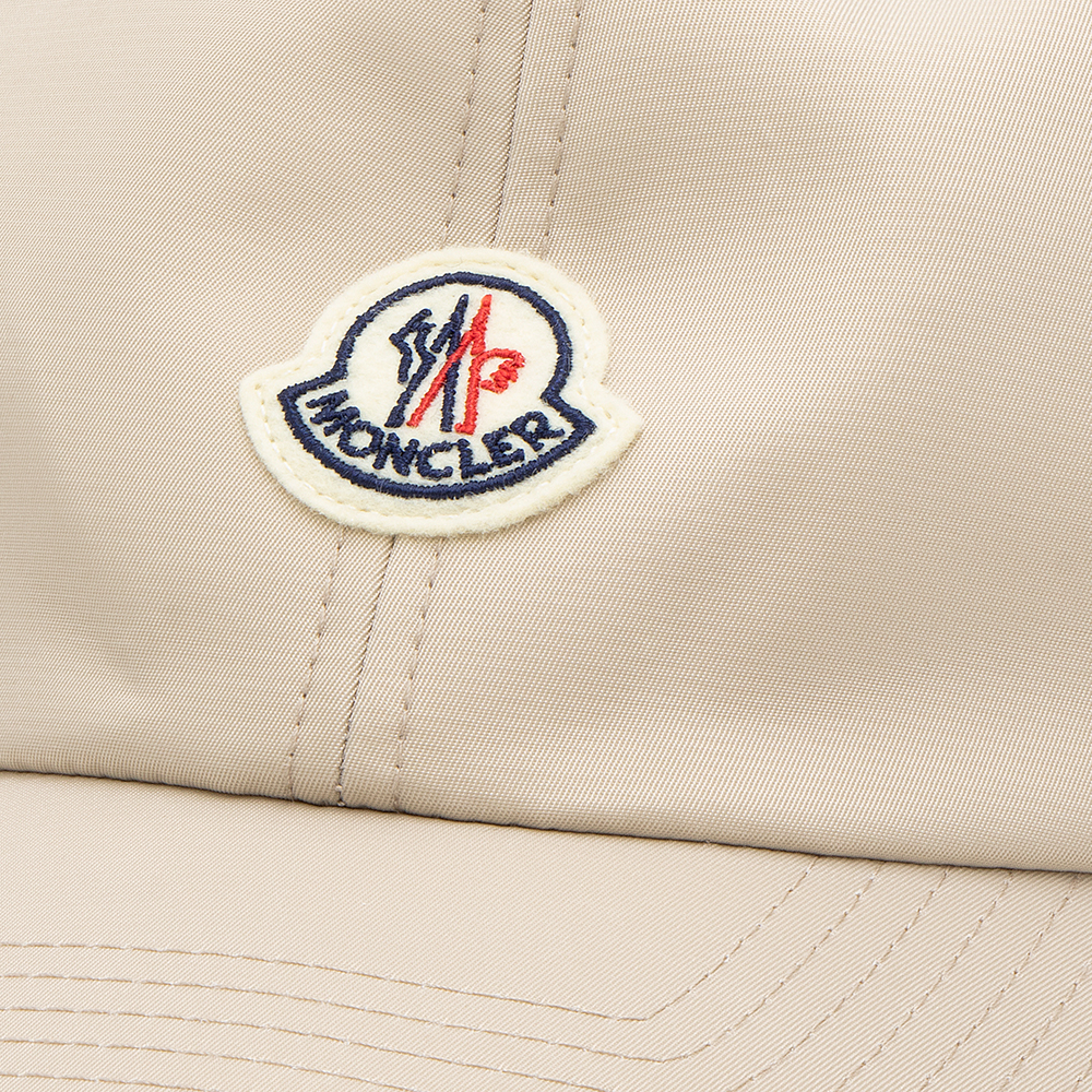 『美品』MONCLER モンクレール　ベースボール　キャップ　ベージュ MONCLER モンクレール ベースボールキャップ ベージュ 3B000 01