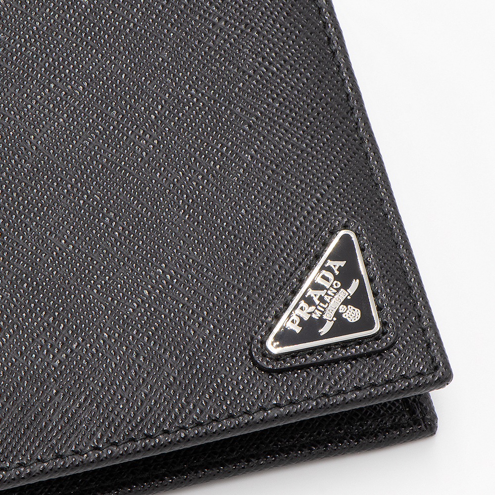 PRADA SAFFIANOTRIANG 2MO513 QHH F0002未使用 PRADA プラダ 2つ折り財布(札入れ) ブラック 2MO513 QHH F0002