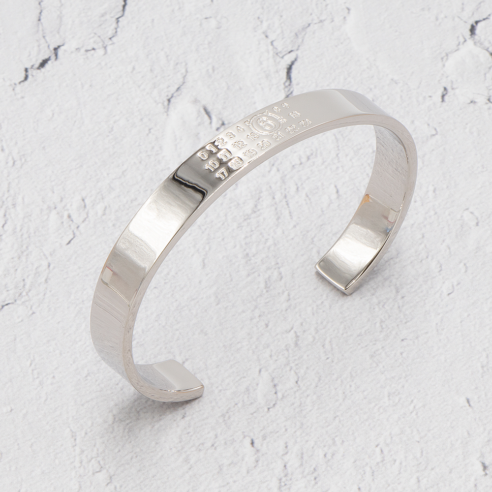 新品 6 22aw マルジェラ ブランドロゴ カフ ブレスレット 5299 Maison Margiela マルジェラ Logo Cuff ロゴ カフ ブレスレット