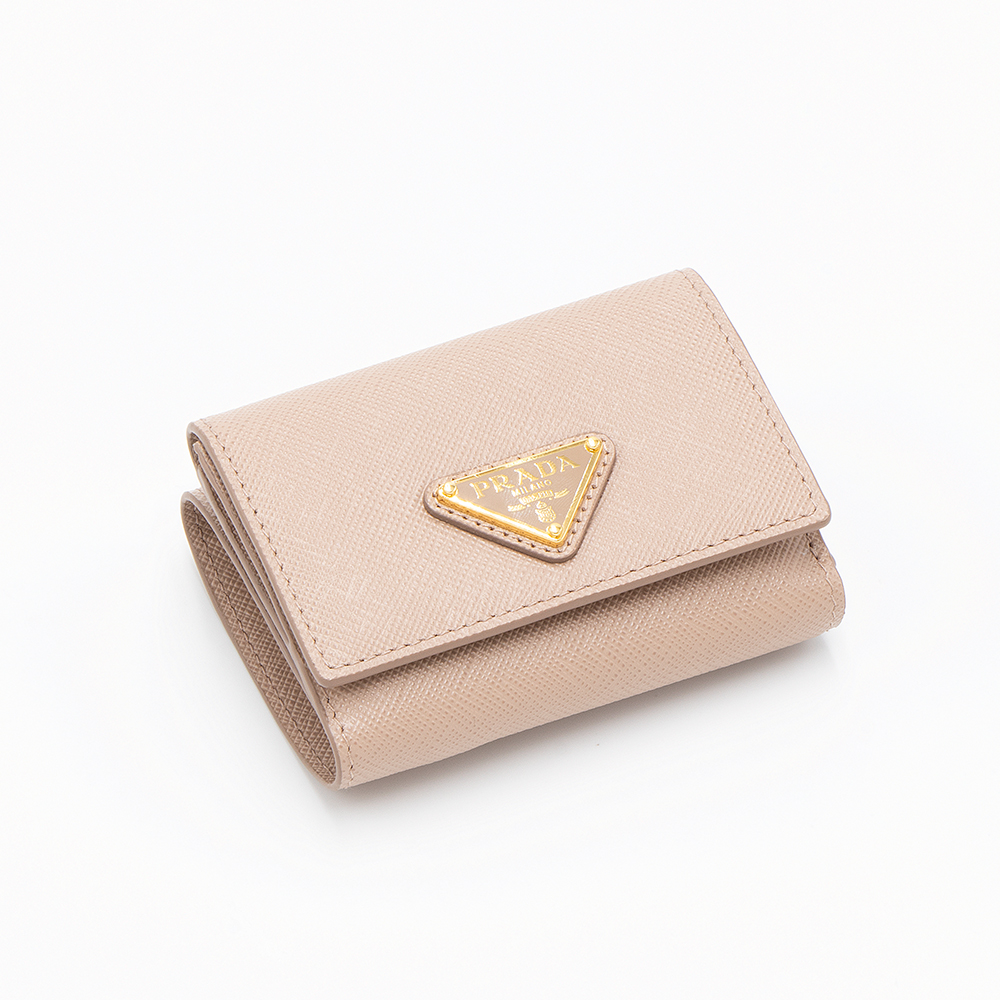 現行モデルPRADA☆鑑定済☆VIT.DAINO 1MH043 プラダ財布 ブラック サフィアーノトライアングル 財布 | PRADA