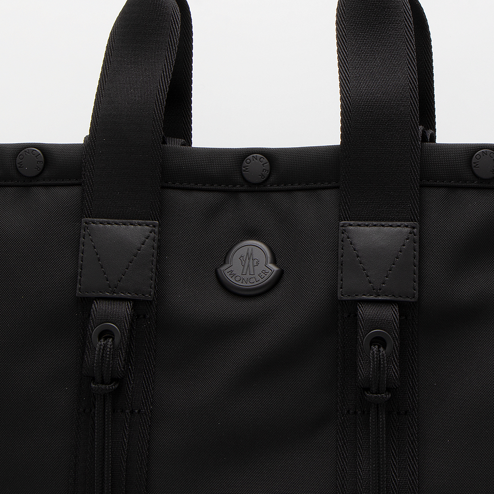 MONCLER（モンクレール） トートバッグ ブラック TECH SMALL TOTE
