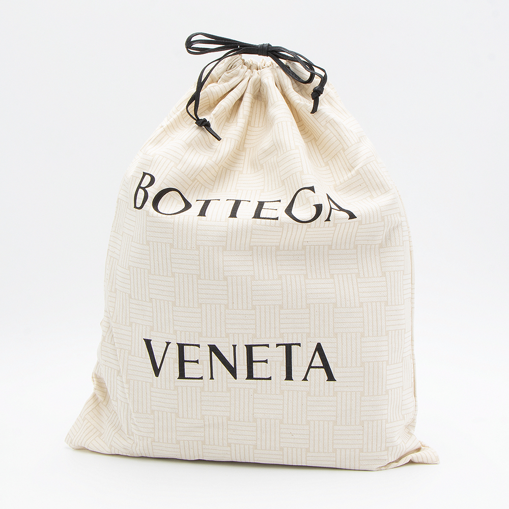 BOTTEGA VENETA（ボッテガ・ヴェネタ） ショルダーバッグ パデッド