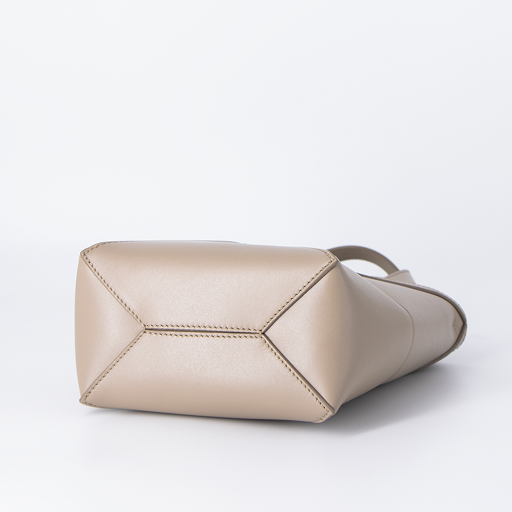 LOEWE（ロエベ） トートバッグ(2WAY仕様) サンド パズル PUZZLE FOLD