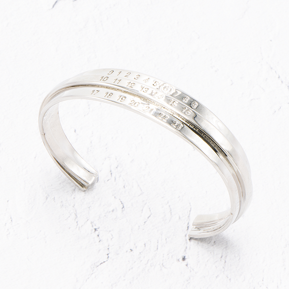 MM6 MAISON MARGIELA ミニマルシグネチャー ブレスレット MM6 エムエムシックスメゾンマルジェラ MAISON MARGIELA Numeric