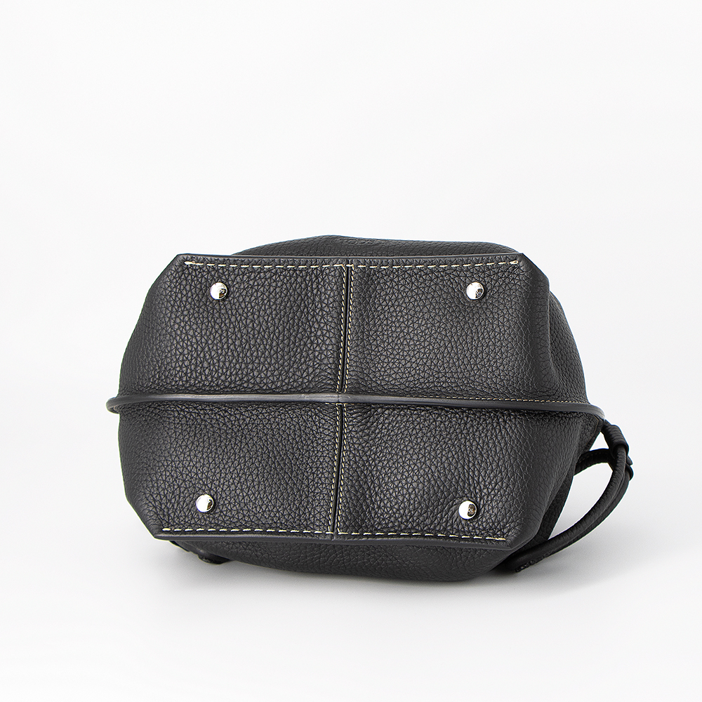 バッグ・カバンその他 TOD'S XBWBUZS9200WNT TOD'S トッズ トートバッグ(2WAY仕様) レザー バケット バッグ