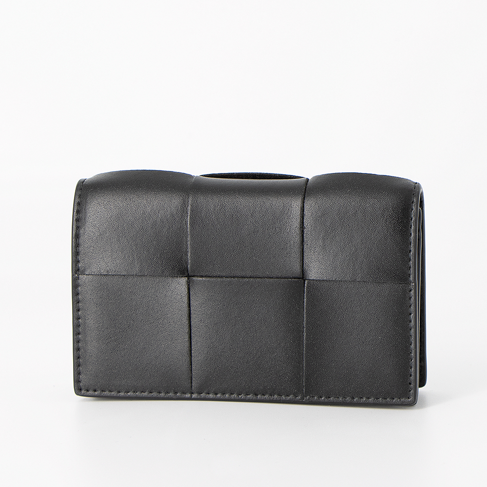 BOTTEGA VENETA（ボッテガ・ヴェネタ） カードケース 名刺入れ