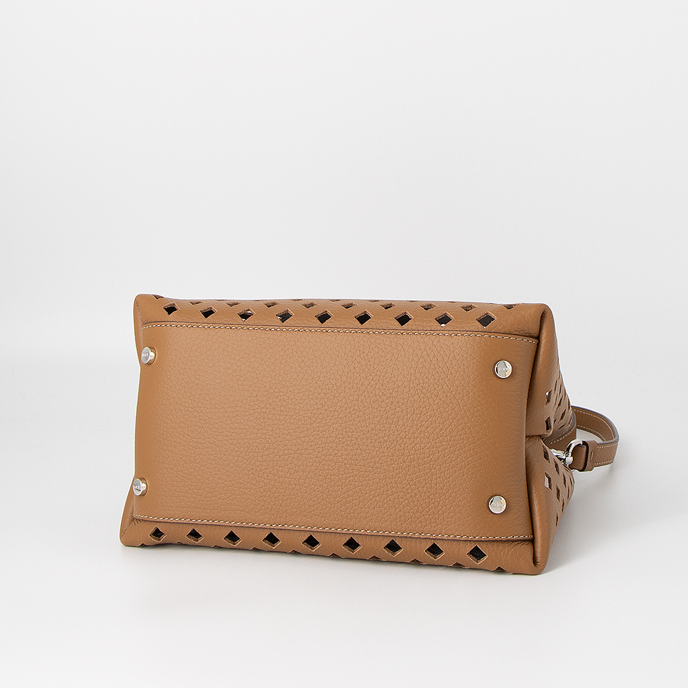 TOD'S（トッズ） トートバッグ(2WAY仕様) マイクロ XBWAPAEL0W0QRI