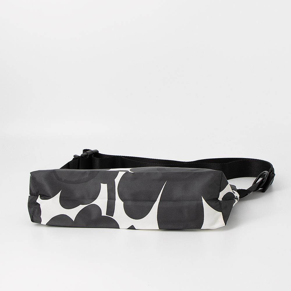 marimekko（マリメッコ） ショルダーバッグ Neat Crossbody Unikko S