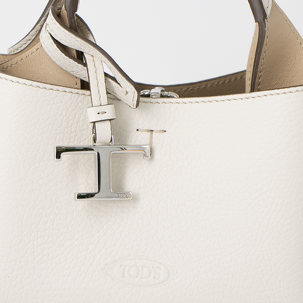 TOD'S（トッズ） トートバッグ(2WAY仕様) マイクロ Tタイムレス