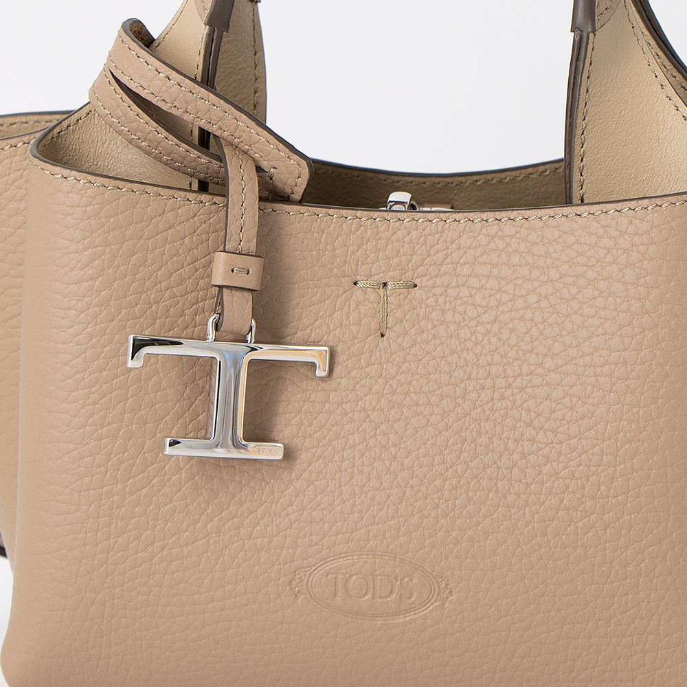 TOD'S（トッズ） トートバッグ(2WAY仕様) マイクロ Tタイムレス