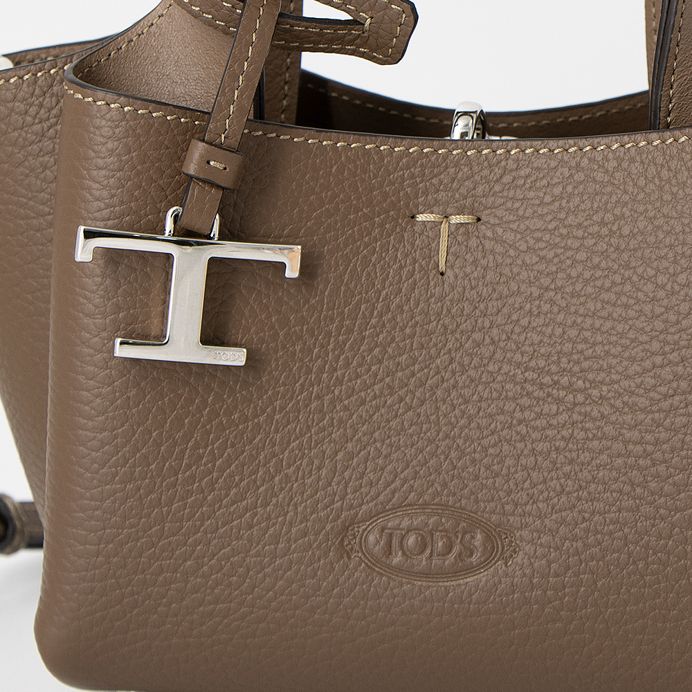 TOD'S（トッズ） トートバッグ(2WAY仕様) マイクロ Tタイムレス