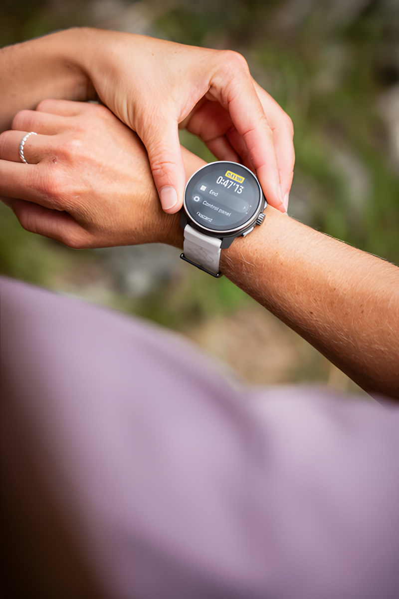 SUUNTO スント RACE S TITANIUM CANARY レース エス チタニウム