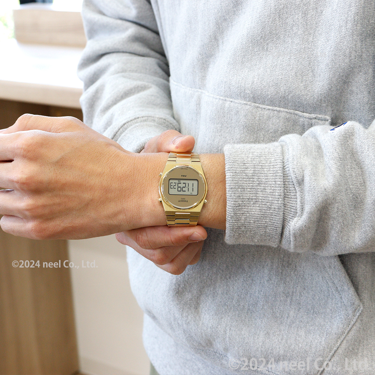 ティソ TISSOT PRX ピーアールエックス DIGITAL デジタル 35MM T137.263.33.020.00 腕時計 メンズ レディースの画像