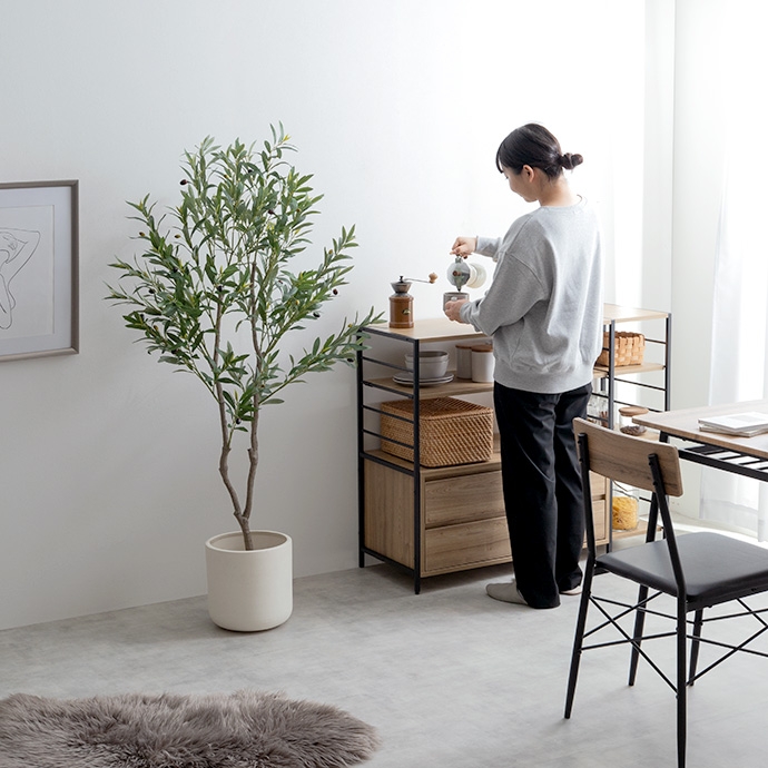 光触媒人工観葉植物 fake green ユーカリ (約)幅60cm×奥行45cm×高さ150cm 照明光で消臭・抗菌・防汚・ホルムアルデヒド分解の効果を発揮 フェイクグリーンの画像