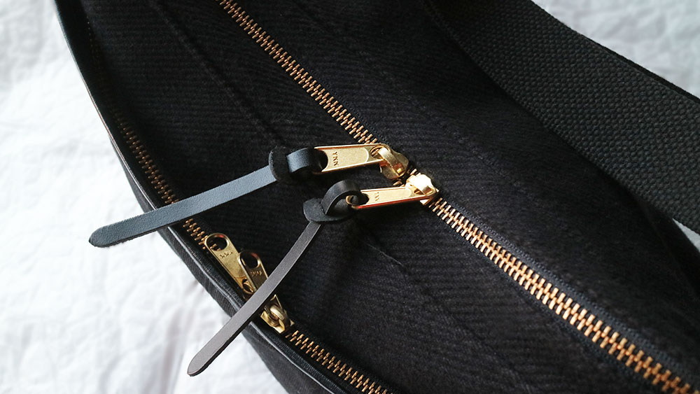 zip-tab-xl-moon.jpg zip-tab-xl-moon.jpg