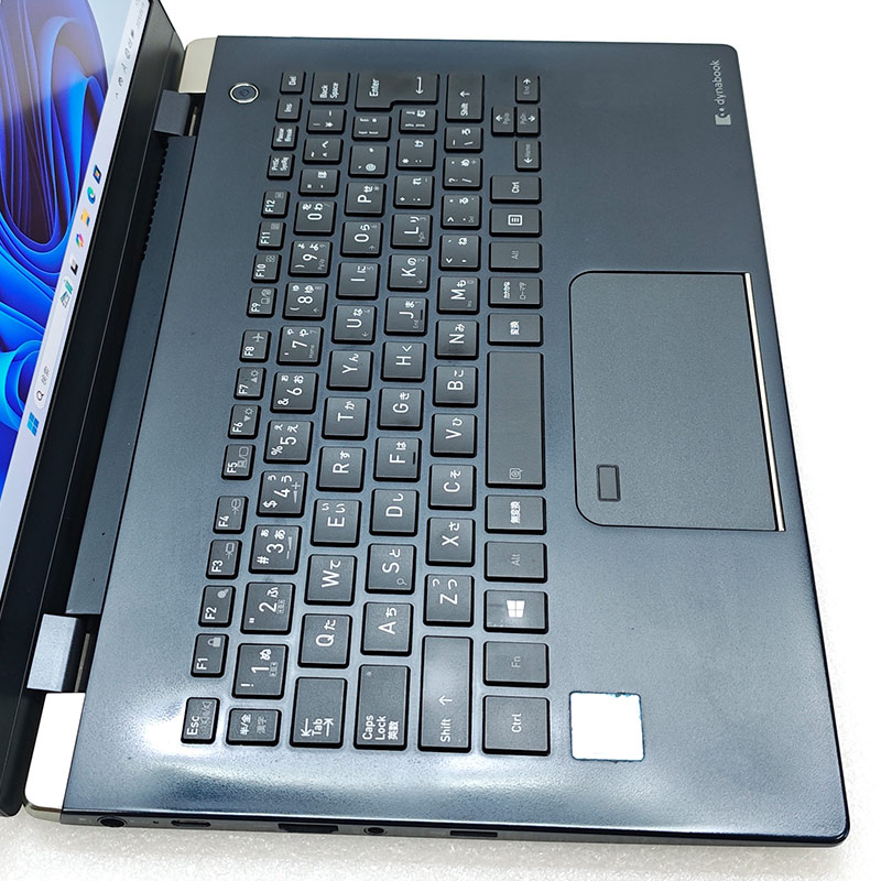 dynabook（ダイナブック） 超軽量PC 中古パソコン 東芝/Dynabook