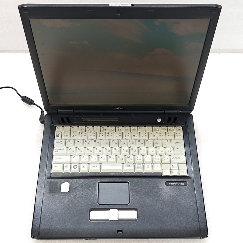 懐かしのXP 中古パソコン 富士通 FMV-C8250 WindowsXPPro Celeron M530 メモリ 1GB 新品SSD 256GB 15型 FDD動作確認済み 15インチ A4 本体 3ヶ月保証 | FMV | 02