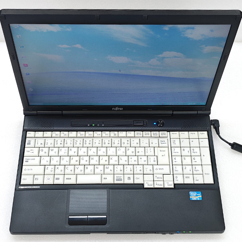 高性能Windows XP 中古パソコン Microsoft Office付き 富士通 LIFEBOOK A561/D WindowsXPPro Core i3 2330M メモリ 4GB 新品SSD 256GB 15.6型 15インチ A4 本体の画像