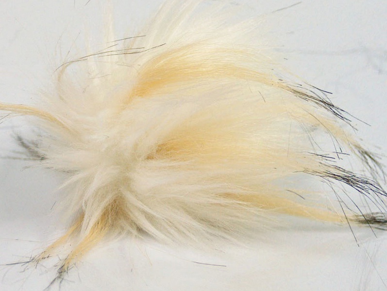 ICE Yarns フェイクファーポンポン : Guild by POD 毛糸ショップ