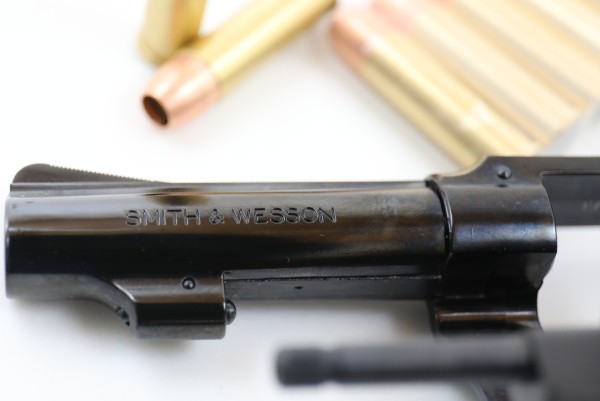 マルシン M36 Wディープブラック チーフスペシャル 新品　木製グリ S＆W M36 チーフスペシャル 3インチ Wディープブラック 木製