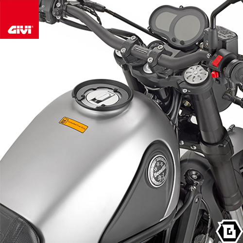 GIVI 1173S スモークスクリーン　CB650R 21-23 GIVI 【08/03当店在庫あり】GIVI 1173S スクリーン スモーク