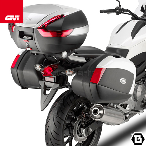 GIVI 【当店在庫セール7/21 23:59まで】GIVI D1192ST スクリーン