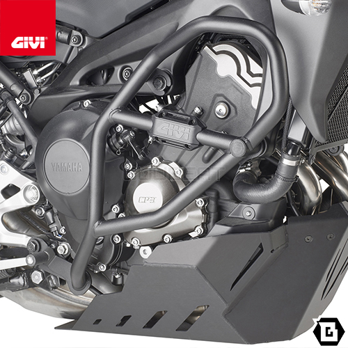 GIVI SR2139 スペシャルリアラック リアキャリア／YAMAHA TRACER 900