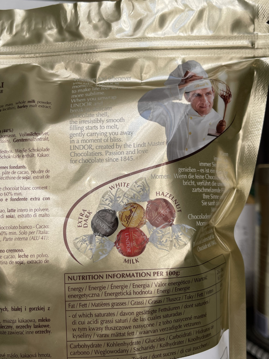 リンツ（Lindt） リンドール ゴールド アソート 1KG EXTRA DARK入り