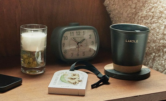 新ブランド「LAKOLE」登場！時計、ゴミ箱