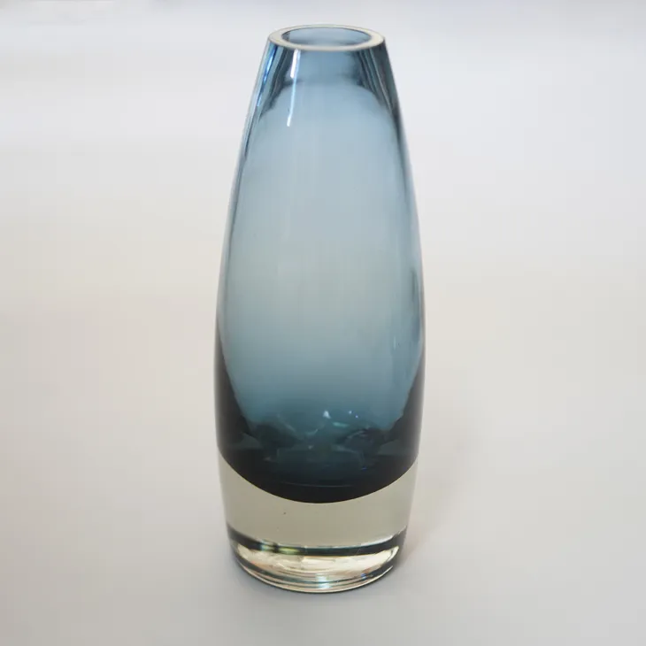 Riihimaen Lasi (by Tamara Aladin) | Blue glass vase 1960's 北欧