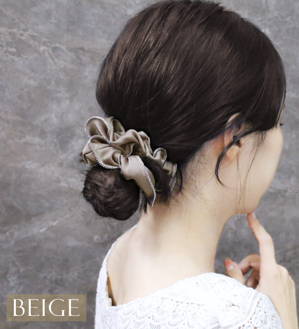 【簡単にヘアアレンジ♪エレガント】CHANEL バレッタ ボウ バレッタ》CHANEL シルクサテン ヘアアクセサリー リボン
