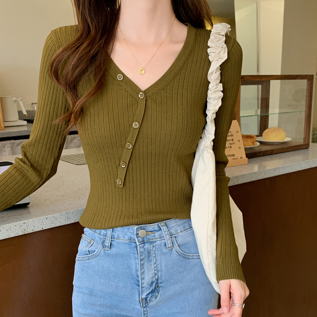 Vネックリブニットトップス |  | 03