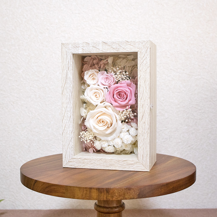 どこにでもおける 額縁に入ったお花 プリザーブドフラワーフレーム